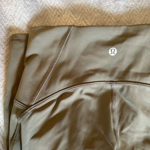 lululemon train times leggings w/ mesh bottom - Picture 5 of 7